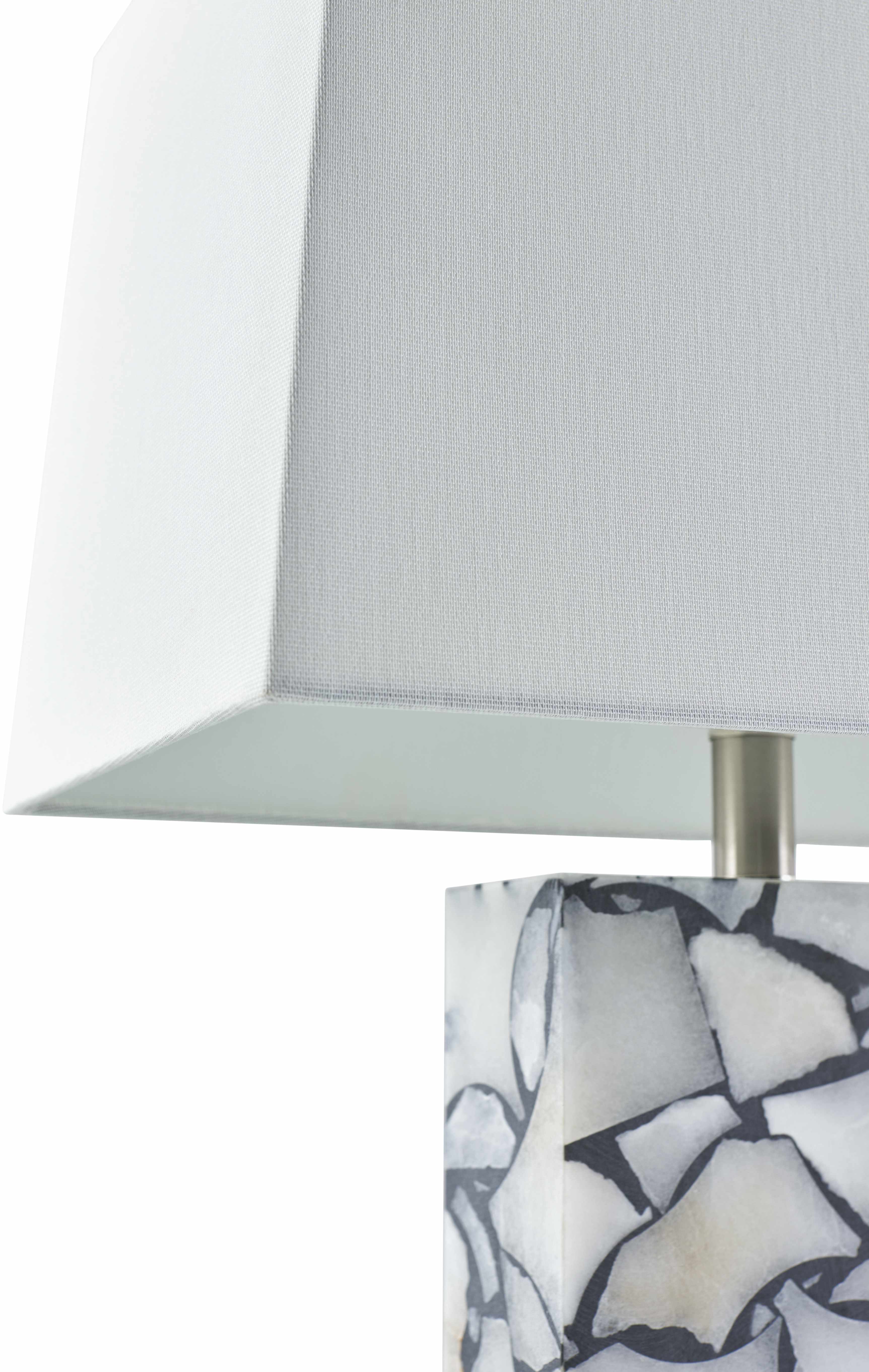 Araguainha Table Lamp-3