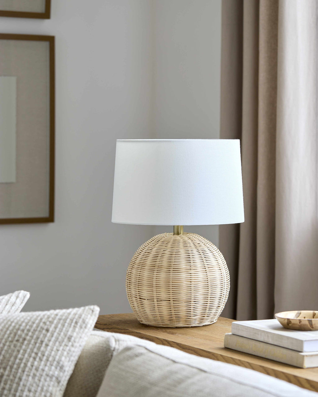Cicacalco Table Lamp-0