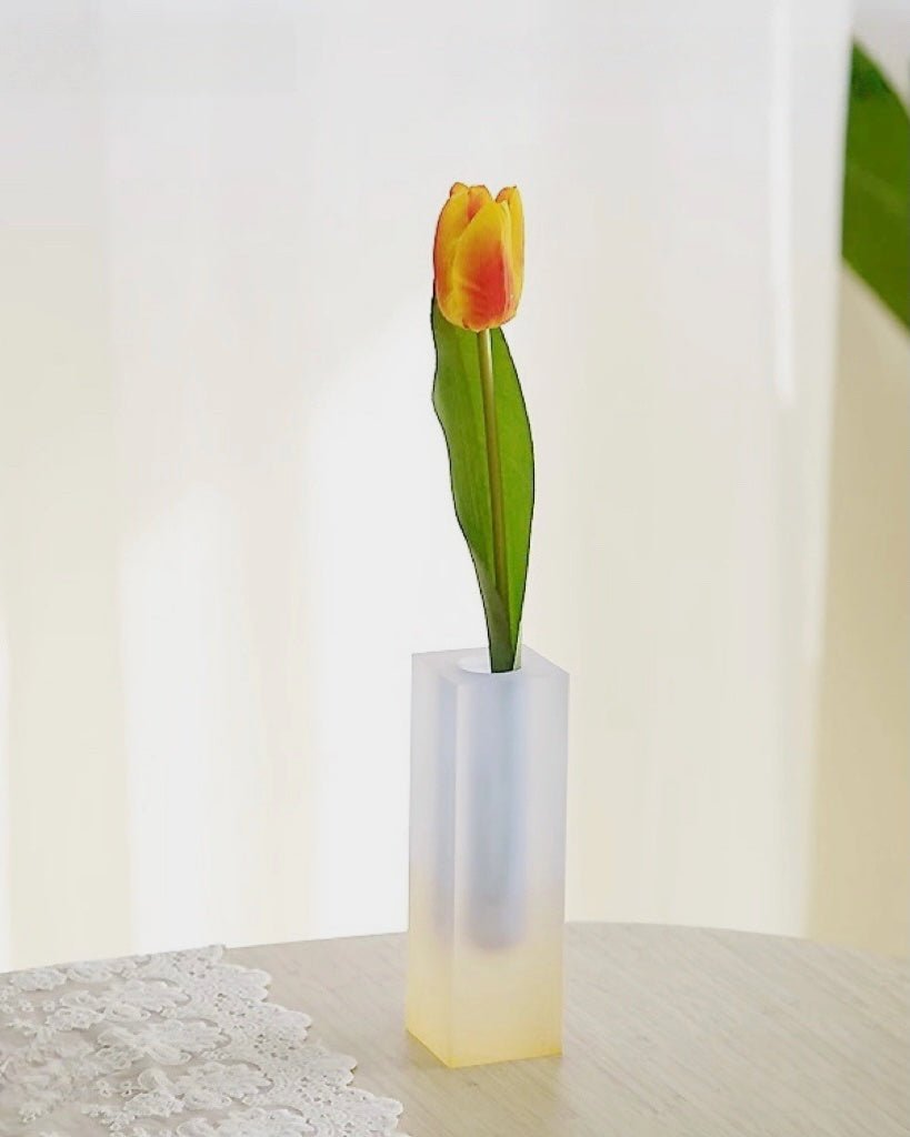 Iridescence Vase - Modern Whimsical Eclectic Decorative Table Setting Centerpiece Vase-4