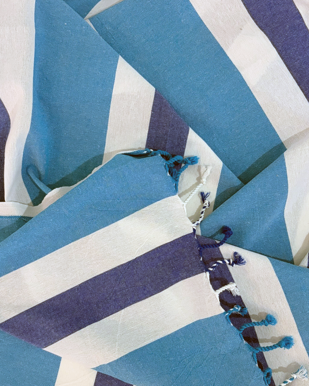 Quick-Dry Towel – Lightweight Beach & Travel Towel – Blue & Navy –  Recycled Cotton Coral Coast-3